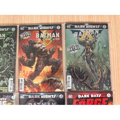 211 - Batman: Dark Knights Metal tie-ins x 8 (foil & standard covers) DC Comics. 2017. All Bagged All VFN ... 