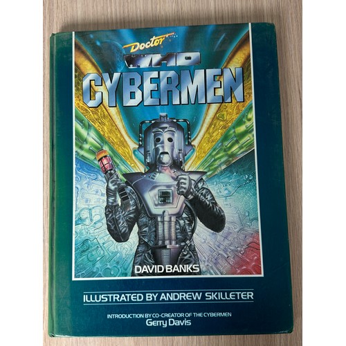 345 - DOCTOR WHO CYBERMEN HARDBACK & PAPERBACK Books. 2 Books.
Author David Banks.