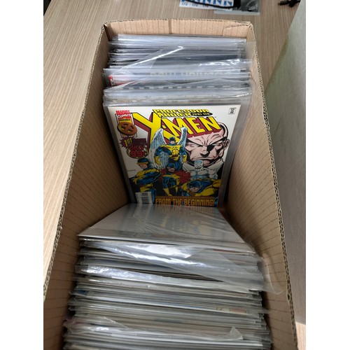 2 - LARGE MARVEL BUNDLE OF  OVER 300 COMICS. Various decades. Featuring: X-Men, Captain America, Spider-... 