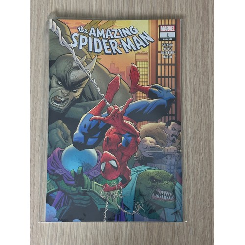 94 - THE AMAZING SPIDER-MAN #1 Vol. 5. Marvel Comics 2018. Wraparound Cover. 1st App of Kindred. VF/NM Co... 