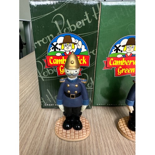 337 - 8 x CAMBERWICK GREEN FIREMEN FIGURINE COLLECTION by Robert Harrop. 
Features 2 x Captain Flack plus ... 