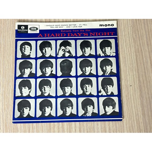 267 - 6 x ORIGINAL BEATLES  E.P's 7