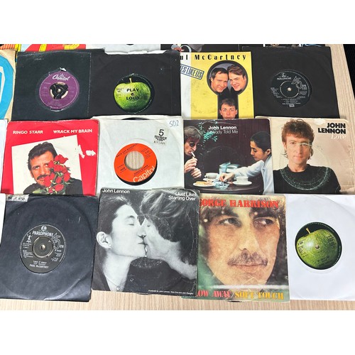 270 - 35 x THE BEATLES RELATED 7