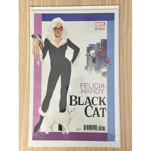 326 - BLACK CAT #1 - Phil Noto Variant. Marvel Comics 2019. NM Condition. VFN/NM Condition. Bagged & Board... 