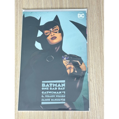 335 - BATMAN ONE BAD DAY: CATWOMAN #1. DC Comics 2023. NM Condition. Bagged  & Boarded.