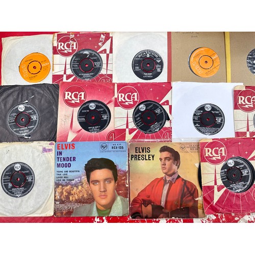 526 - 25 x Elvis Presley 7