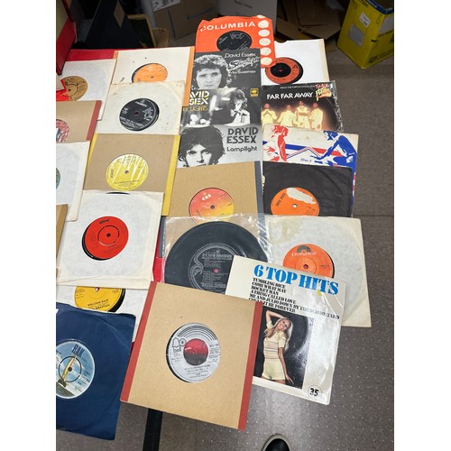 530 - 70+ x 70's & 80's 7+ Vinyl Singles 45 RPM. Good Conditions,