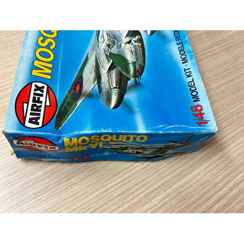 519 - VINTAGE AIRFIX  MOSQUITO MK VI 1/48th MODEL UNMADE PLASTIC MODEL KIT. No.07100-0 SERIES 7.
All Compl... 