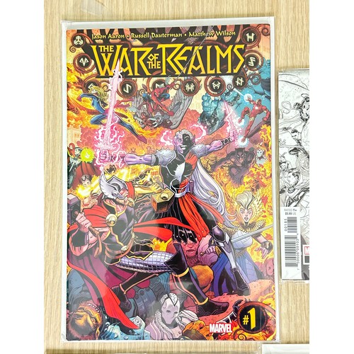 300 - WAR OF THE REALMS #1 - 6 plus variant of #1. Complete series run.  Marvel comics 2019. NM Condition.... 
