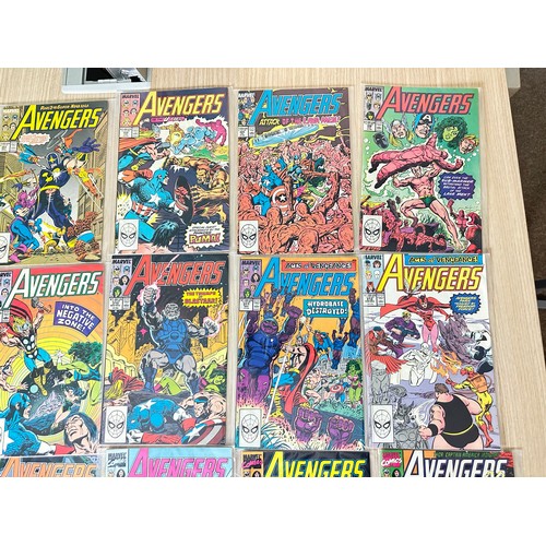 310 - AVENGERS - Complete run of Comics from #301 - #324. from 1989 to 1990. 24 Comics in total. Marvel Co... 