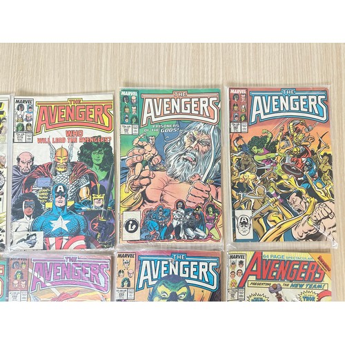 319 - AVENGERS - Bundle of 10 Bronze Age Marvel Comics from 1980 onwards. Featuring #195, 250, 279, 282, 2... 