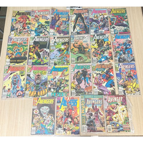 320 - AVENGERS - COMIC BUNDLE - 22 Marvel Comics from 1989 Onwards. Featuring #307309, 311, 315, 316, 320,... 