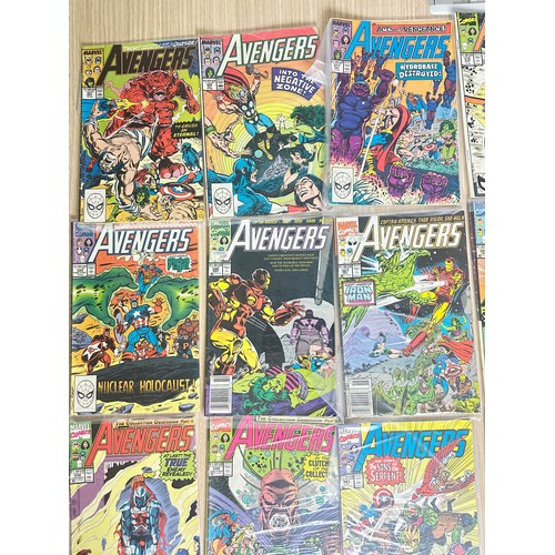 320 - AVENGERS - COMIC BUNDLE - 22 Marvel Comics from 1989 Onwards. Featuring #307309, 311, 315, 316, 320,... 