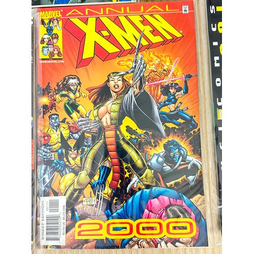 342 - X-MEN Vol.2. Complete Annual Collection #1-3, 95, 96, 97, 99, 2000 and 2001. 9 comics in total. Marv... 