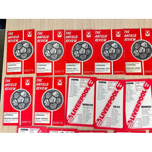 412 - FOOTBALL PROGRAMMES: LIVERPOOL FC. Large bundle of home football Programmes from 1971 - 1975. 33 Pro... 