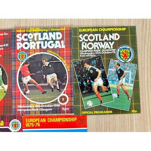 419 - FOOTBALL PROGRAMMES: SCOTLAND World Cup & European Championship Qualifying Internationals from 70's ... 