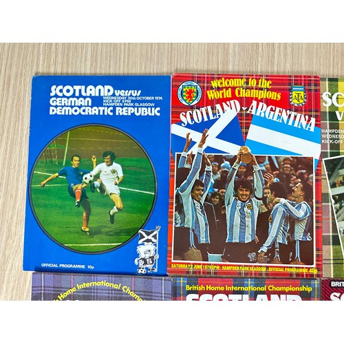 420 - FOOTBALL PROGRAMMES: Scotland Internationals from 70's & 80's.  Friendlies & Home nations matches. V... 