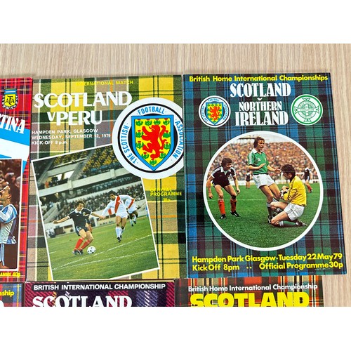 420 - FOOTBALL PROGRAMMES: Scotland Internationals from 70's & 80's.  Friendlies & Home nations matches. V... 