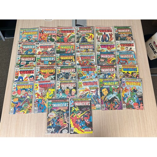 305 - THE INVADERS BUNDLE - Marvel Comics 1975 Onwards, featuring: #3-5, 7-9, 11-15, 17, 19-23, 25,26, 28-... 