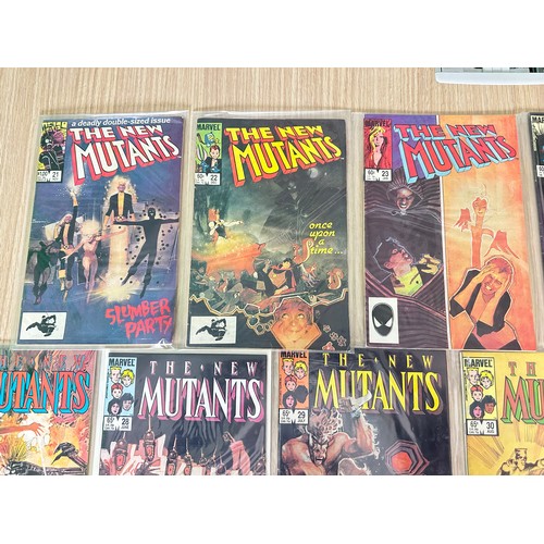 332 - THE NEW MUTANTS #21 - 40. Consecutive run of the Marvel Comics series. Featuring Key comics #21, 26,... 