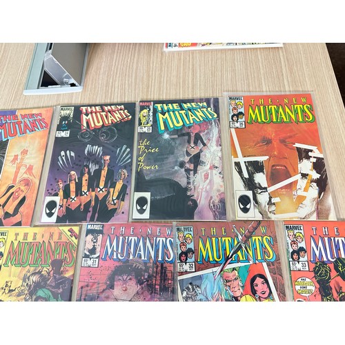 332 - THE NEW MUTANTS #21 - 40. Consecutive run of the Marvel Comics series. Featuring Key comics #21, 26,... 