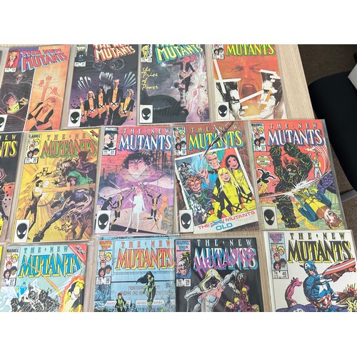 332 - THE NEW MUTANTS #21 - 40. Consecutive run of the Marvel Comics series. Featuring Key comics #21, 26,... 