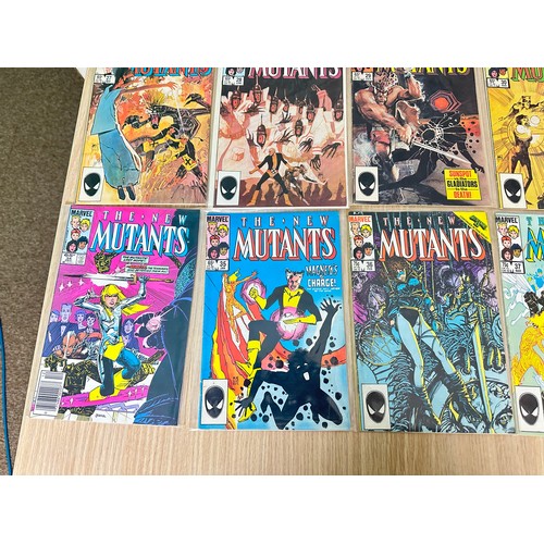 332 - THE NEW MUTANTS #21 - 40. Consecutive run of the Marvel Comics series. Featuring Key comics #21, 26,... 