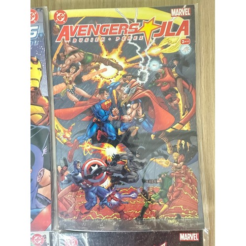 336 - JLA/AVENGERS #1 - 4. (2003) Complete Four issue cross-over Limited series. Co issued by Marvel and D... 