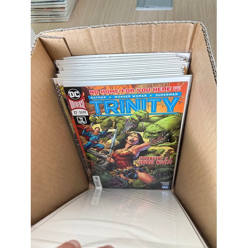 362 - BUNDLE OF 50+ DC COMICS. Various Titles, Various Decades. Featuring: Superman, The Flash, Batgirl, B... 