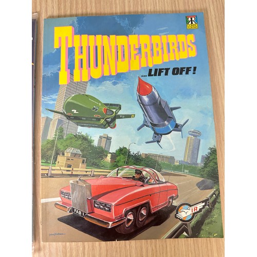 367 - THUNDERBIRDS COLLECTIBLES. Including FINA Coin Collection (Complete), Thunderbird sticker album (sea... 