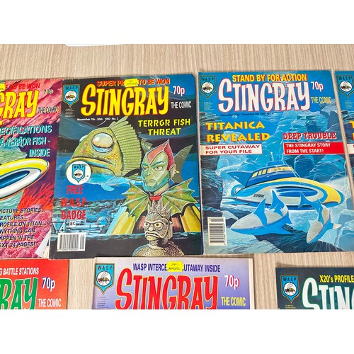 370 - STINGRAY UK COMIC #1 - 8. Includes free gift badges for #1 - 3. 1992 onwards. G/VG Condition.