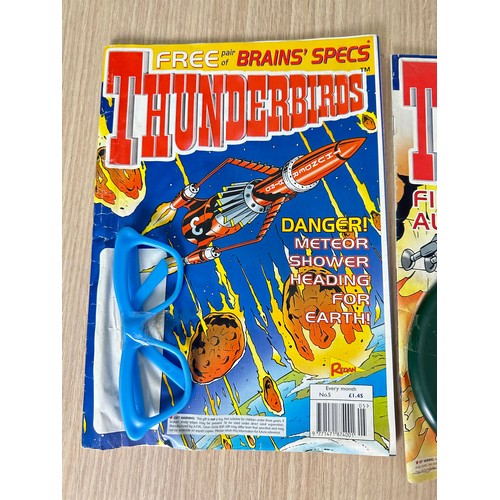 371 - THUNDERBIRDS MONTHLY MAGAZINE x 2. #5 & #8. Complete with free gifts. Good Condition.