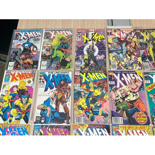 387 - UNCANNY X-MEN #268 - 299. Consecutive run of 32 Numbered comics. Marvel Comics 1990 - 1993.  Include... 