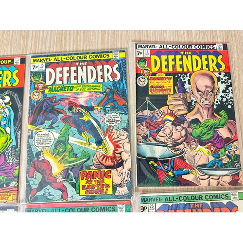 395 - DEFENDERS - Bronze-Age Bundle of 11 Comics. Featuring #11,12,15,16,20,22,23,25,26,27,28. 
Early Defe... 