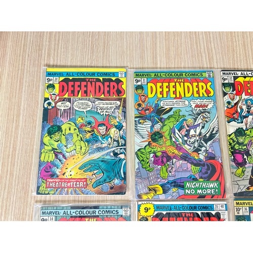 396 - DEFENDERS - #30 - 40. Consecutive numbered run of Bronze-Age Marvel Comics 1975/6. Includes #32 - 1s... 