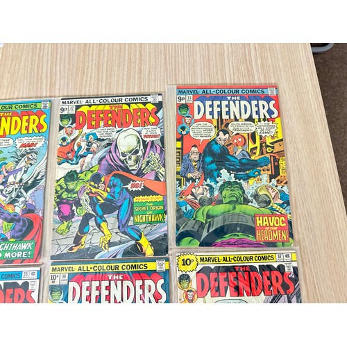 396 - DEFENDERS - #30 - 40. Consecutive numbered run of Bronze-Age Marvel Comics 1975/6. Includes #32 - 1s... 