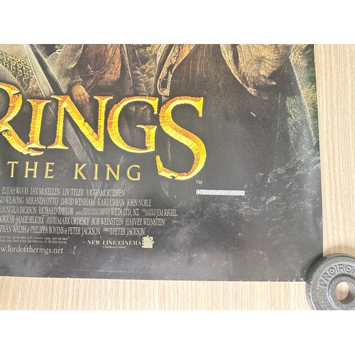 577 - THE LORD OF THE RINGS: THE RETURN OF THE KING. ORIGINAL MOVIE CINEMA POSTER. (2003). See pictures fo... 