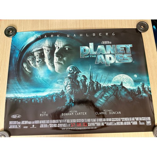 583 - 5 X HOLLYWOOD ACTION MOVIE ORIGINAL QUAD MOVIE CINEMA POSTERS. Featuring: Pitch Black, Planet od the... 