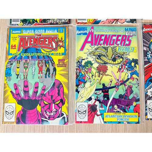 457 - AVENGERS ANNUAL BUNDLE. Featuring #8, 11, 15, 16, 17, 18, 19, 20. Marvel Comics 1978 to 1991. 8 Comi... 