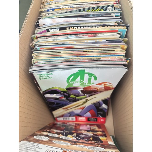 334A - ASSORTED MARVEL COMICS BUNDLE OF 250+ COMICS. Various Decades. Featuring: X-Men, Avengers, Fantastic... 