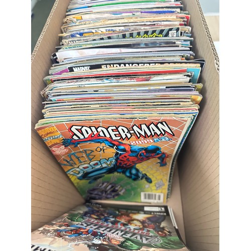 334A - ASSORTED MARVEL COMICS BUNDLE OF 250+ COMICS. Various Decades. Featuring: X-Men, Avengers, Fantastic... 