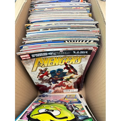 334B - ASSORTED MARVEL COMICS BUNDLE OF 270+ COMICS. Various Decades. Featuring: X-Men, Avengers, Thunderbo... 