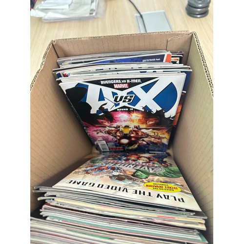 334B - ASSORTED MARVEL COMICS BUNDLE OF 270+ COMICS. Various Decades. Featuring: X-Men, Avengers, Thunderbo... 