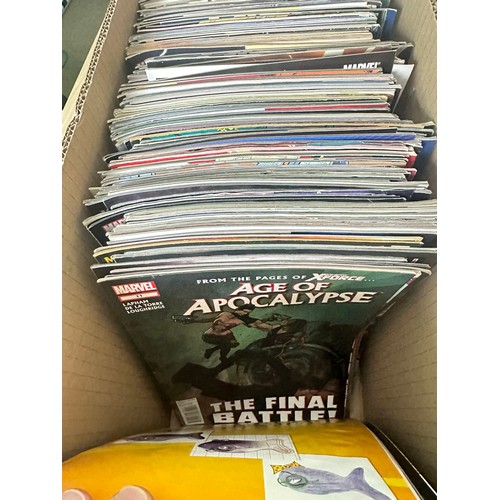 334C - ASSORTED MARVEL COMICS BUNDLE OF 280+ COMICS. Various Decades. Featuring: X-Men, Avengers, Fantastic... 