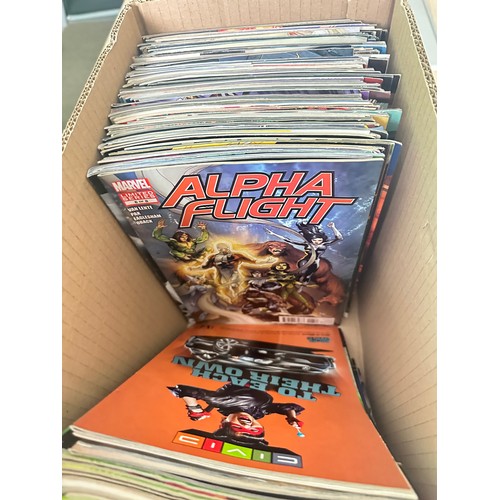 334C - ASSORTED MARVEL COMICS BUNDLE OF 280+ COMICS. Various Decades. Featuring: X-Men, Avengers, Fantastic... 