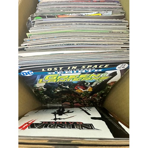 334D - ASSORTED DC COMICS BUNDLE OF 270+ COMICS. Various Decades. Featuring: Aquaman, Teen Titans, Justice ... 