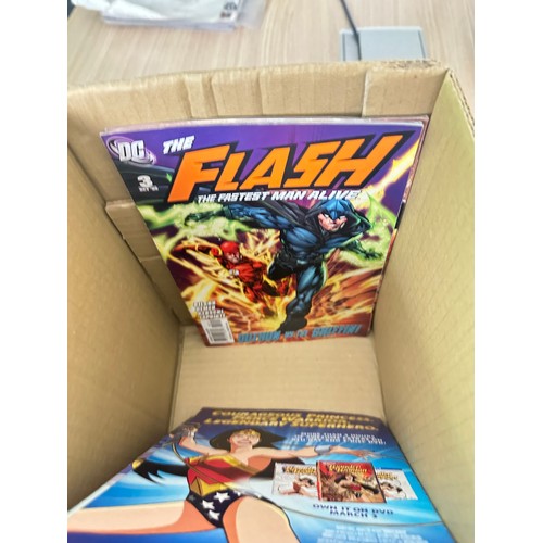 334D - ASSORTED DC COMICS BUNDLE OF 270+ COMICS. Various Decades. Featuring: Aquaman, Teen Titans, Justice ... 