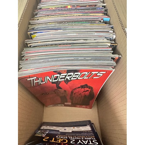 412A - ASSORTED MARVEL COMICS BUNDLE OF 260+ COMICS. Various Decades. Featuring: X-Men, Avengers, Captain M... 