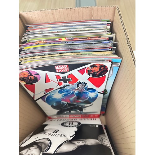 412A - ASSORTED MARVEL COMICS BUNDLE OF 260+ COMICS. Various Decades. Featuring: X-Men, Avengers, Captain M... 