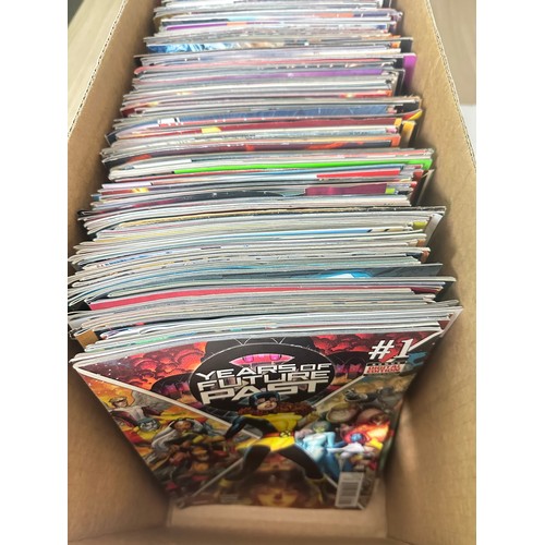 412B - ASSORTED MARVEL COMICS BUNDLE OF 290+ COMICS. Various Decades mostly modern. Featuring: X-Men, Aveng... 